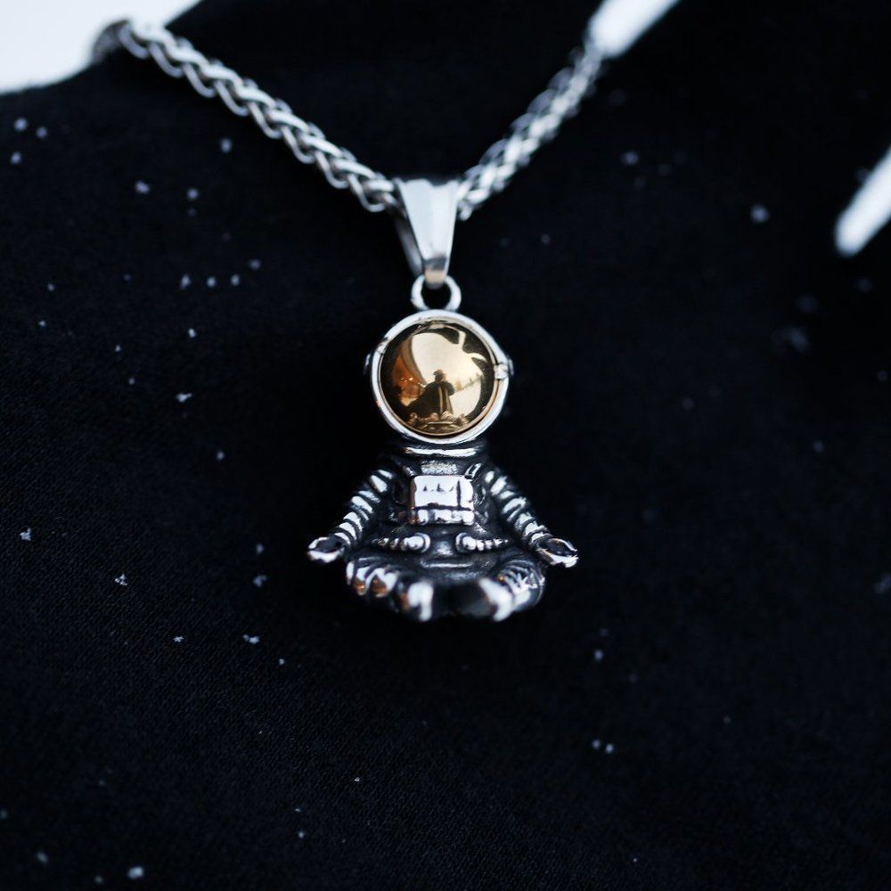 Astronaut Pendant Necklace for Men Women Space Explorer Solid Stainless Steel - Picture 1 of 7